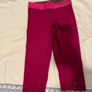 Beautiful magenta cropped Nike Pro leggings